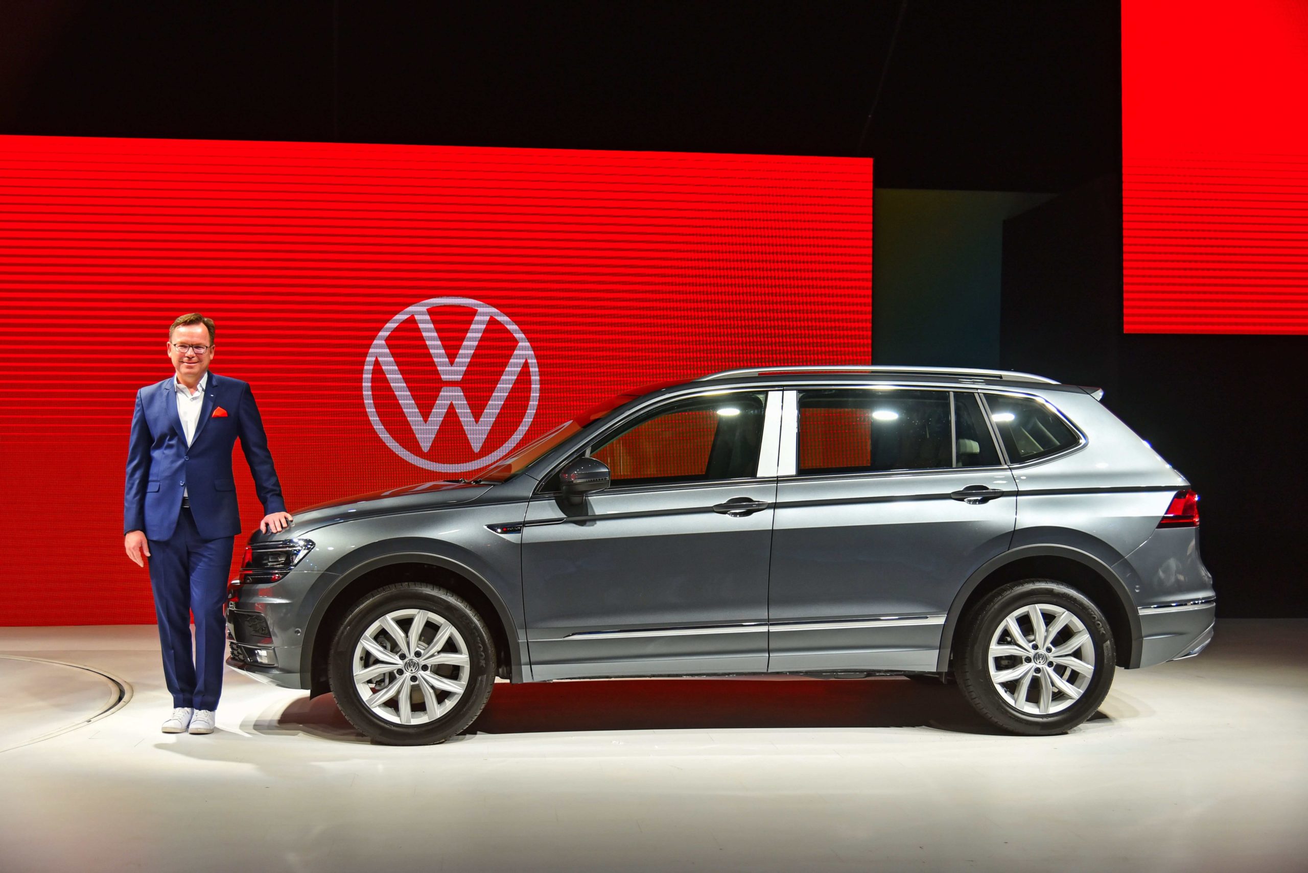 Volkswagen Unveils All New Seater Tiguan Allspace Carthrust