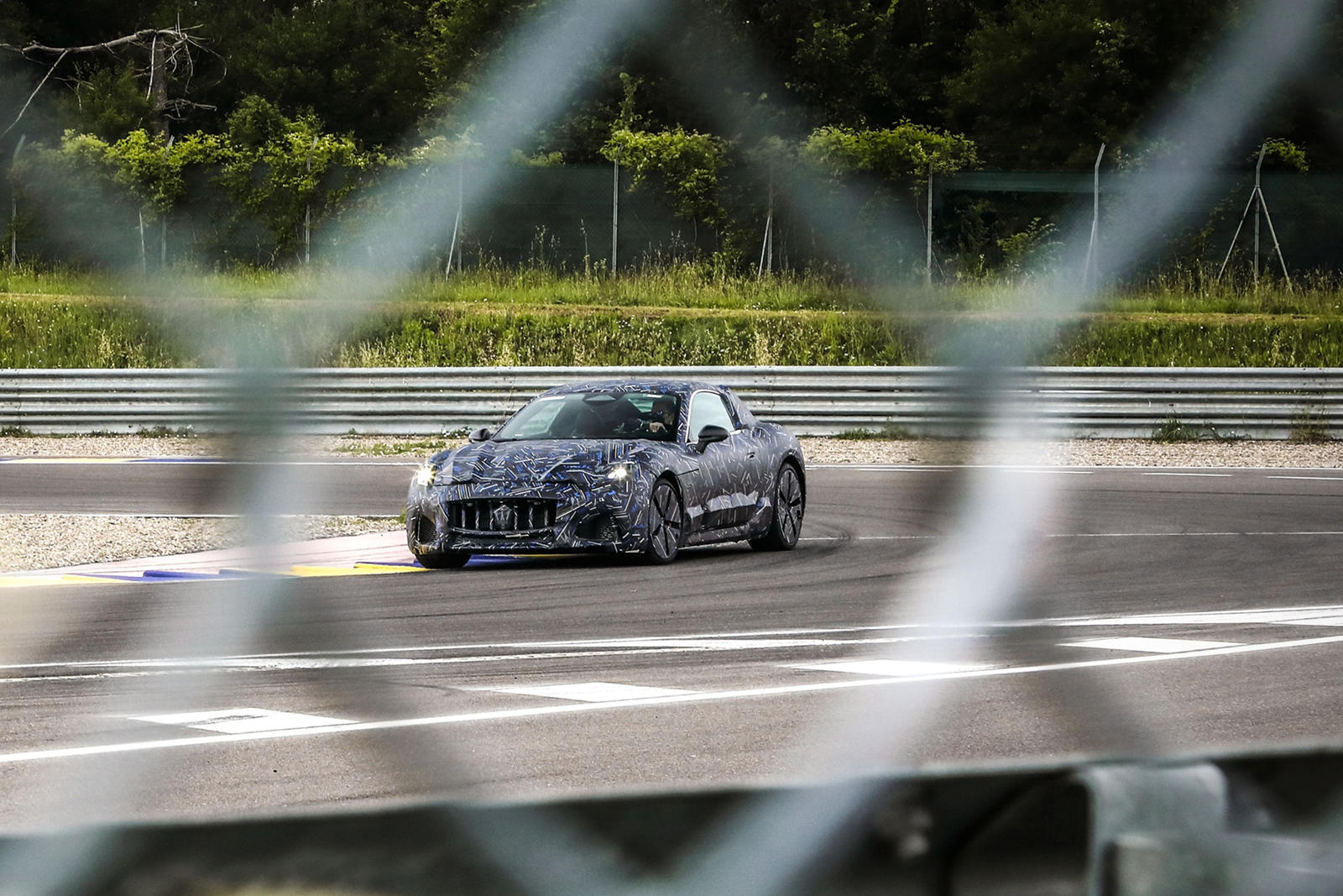 Maserati GRANCABRIO 2021